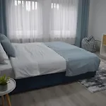 Aleja Villa *