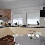 Aleja *